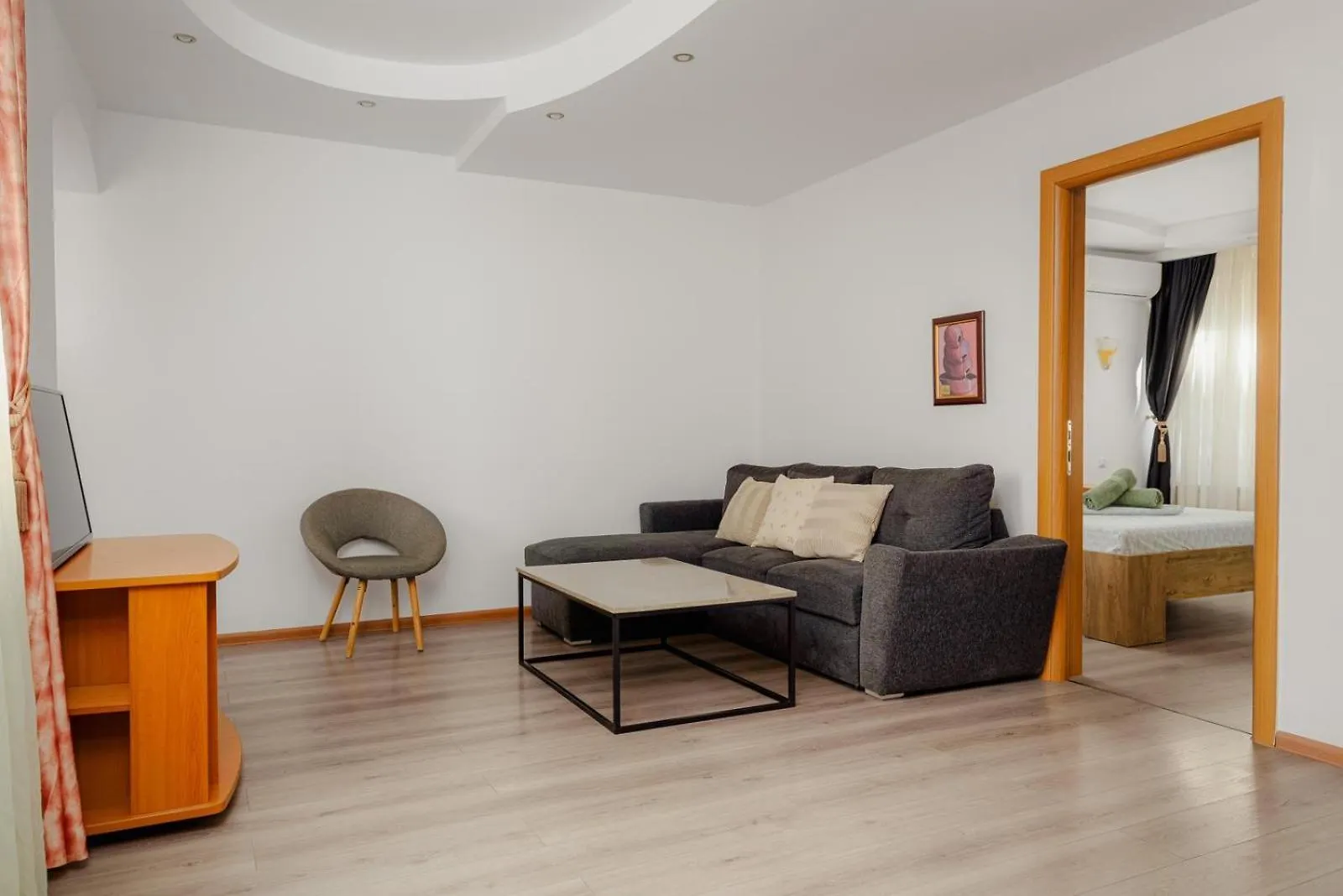 Heart Of Downtown 3 Rooms Apartment Self Check In Bucureşti