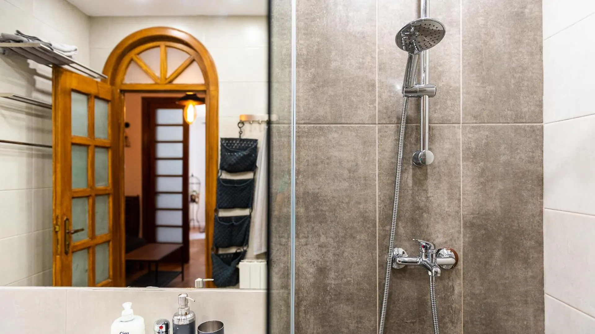 Heart Of Downtown 3 Rooms Apartment Self Check In Bucureşti