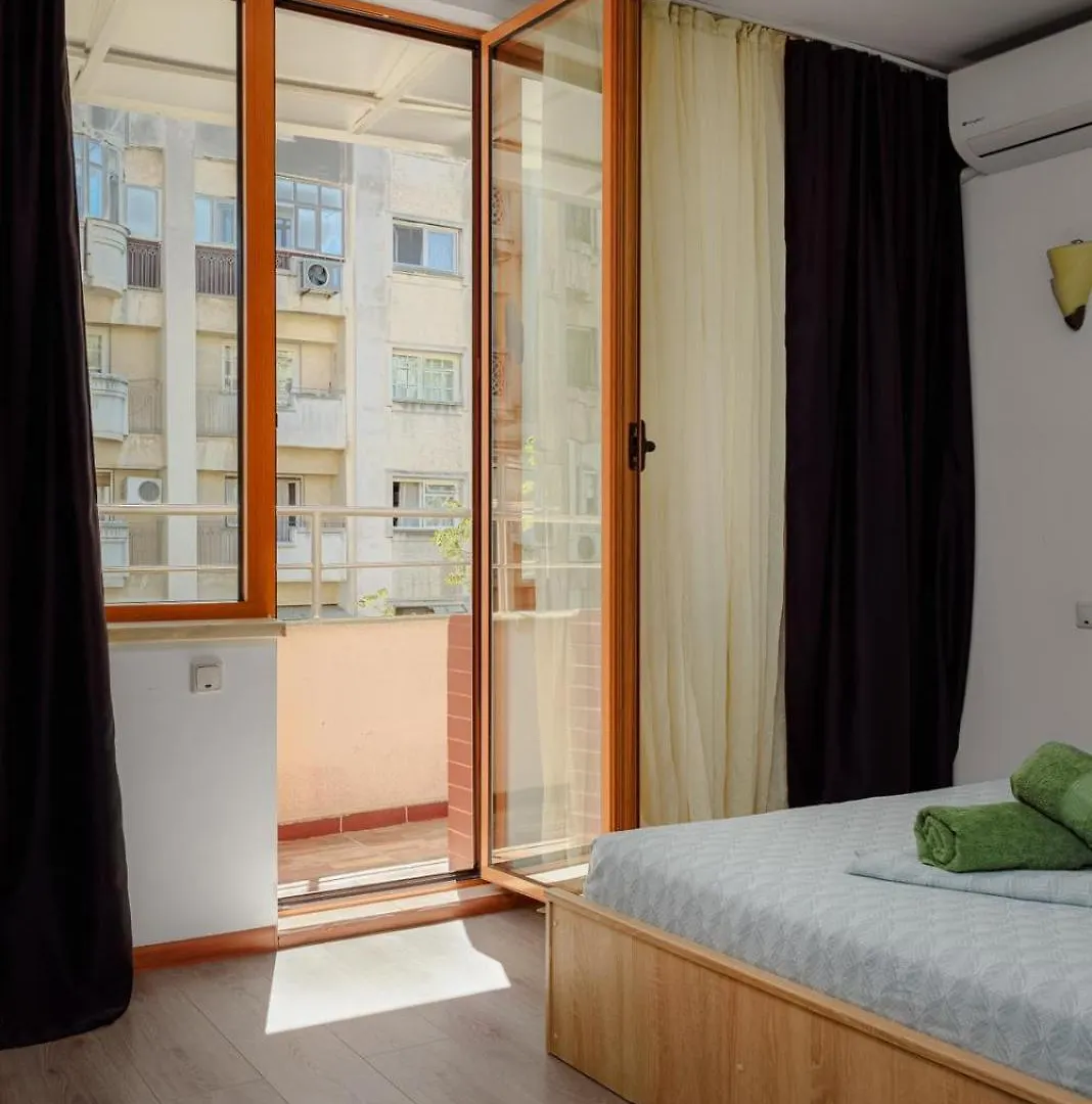 Heart Of Downtown 3 Rooms Apartment Self Check In Bukurešť 0*,